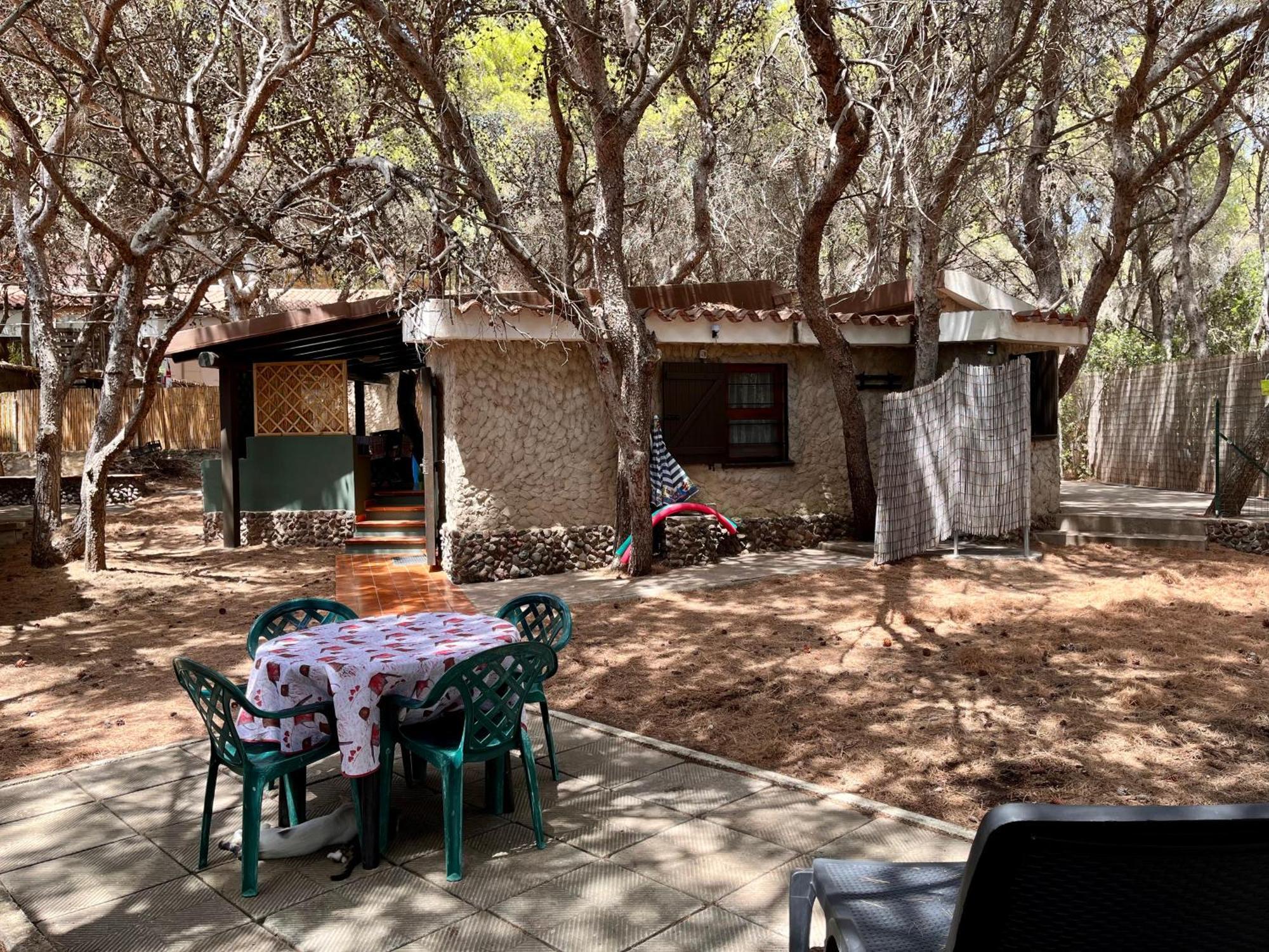 Rustico Porto Pino 30 Mt Dalla Spiaggia Exterior foto